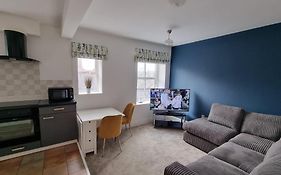 Cosy, Central Apartment Skipton